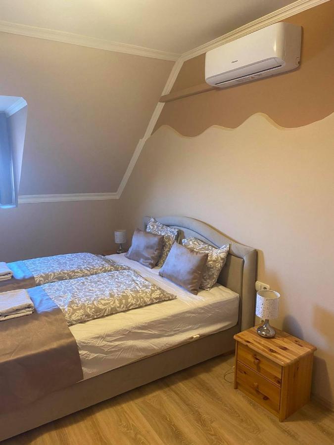 La Curia Panzio Bed & Breakfast Dunaszeg Exterior foto