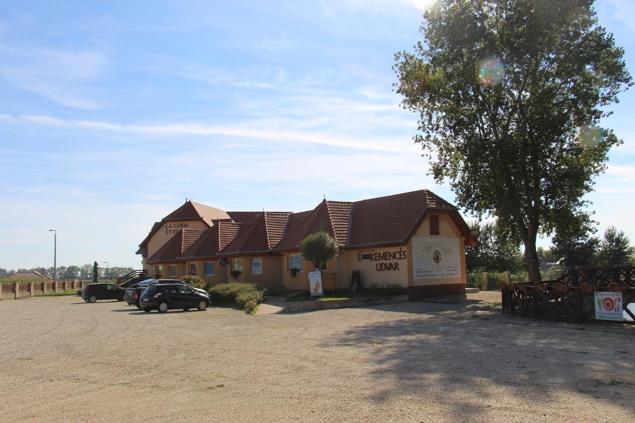 La Curia Panzio Bed & Breakfast Dunaszeg Exterior foto